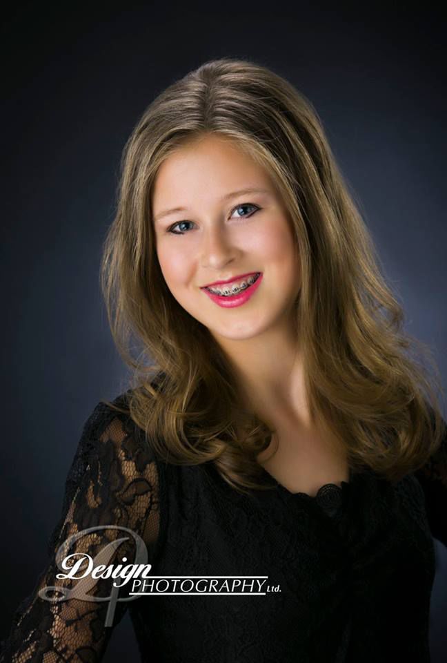 Outstanding Teen contestant Hannah Reischl